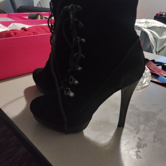 Hills - Picture 3 of 8